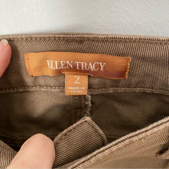 Ellen Tracy Women’s Betty Slim Ankle Straight Fit Brown Denim Pants size 2 - Picture 2 of 4